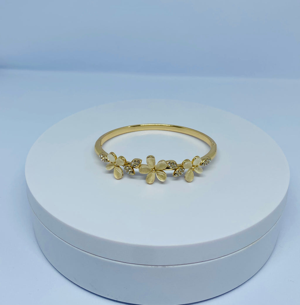 ✨Floral Crystal Blossom Gold Bangle Bracelet